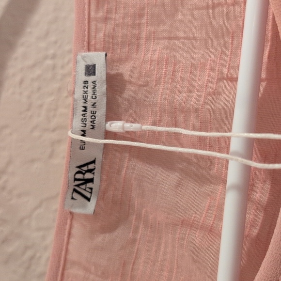 Zara Pink Textured Women's Top , Blouse, Size Medium,New With Tags - Picture 2 of 6